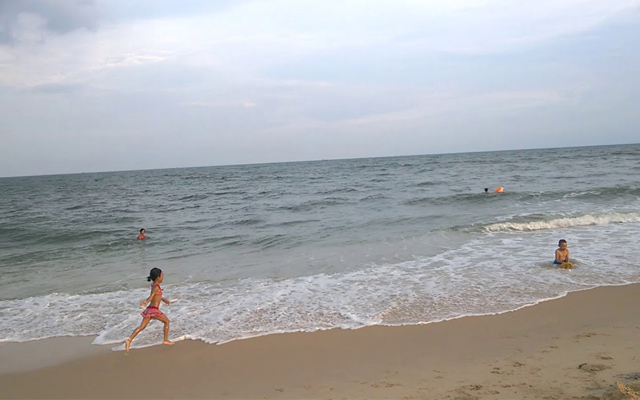 Bãi biển Hàm Tiến - Điểm du lịch hút khách tại Phan Thiết